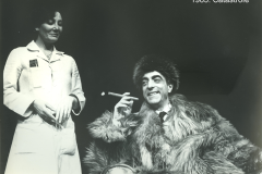 101.-1985.-Catastrofe-4-TEATRO.